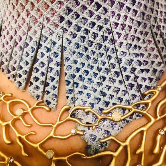 Mermaid leather fringe coral necklace - Picture 5 of 8